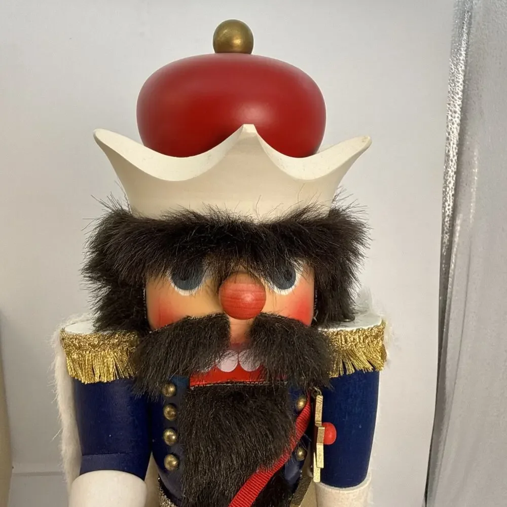 HOLZKUNST CHRISTIAN ULBRICHT NUTCRACKER King BAVARIA GERMANY Handmade